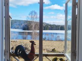 Embracing nature's Swedish house, feriebolig i Ludvika