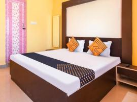 ํธ๋ฆฌ์ ์์นํ ํธํ
HOTEL AI KK NEAR SEA SIDE