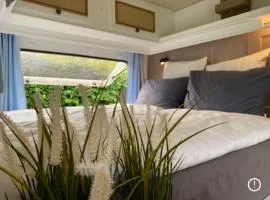 Caravan Stadstuin Goedereede let op de badkamer moet met andere gasten gedeeld worden