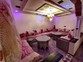 A&R house