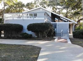 OCEAN RETREAT home, cottage in Jekyll Island