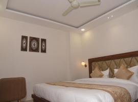 HOTEL LAWANG SIGNAGE, готель у місті Деоґгар