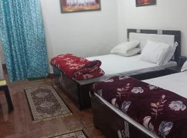 Somnath residency radhe nikunj, hotel spa en Vrindāvan
