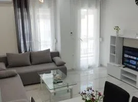 Λαμπερό Διαμέρισμα 1