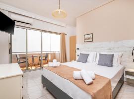 City Life Marina apartment No. 5, hotel with parking in Ampavris