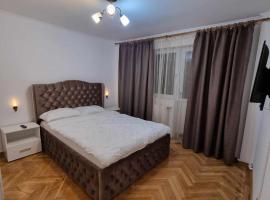 Lovely flat with hot tube Cornelia, hotel in Corabia