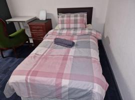 Room near East Midland Airport 5, hotel en Kegworth