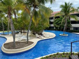 Tower Suite Hotel Coronado, hotel em Playa Coronado