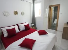 Casa Noah Private Room with Ensuite Central St Julians