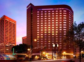 埃德蒙頓威斯汀酒店，埃德蒙頓的飯店