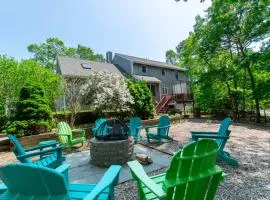 Home w outdoor spaces near Long Pond