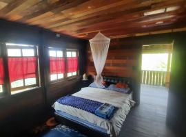 Hug Doi Homestay, hotel a Ban Wo