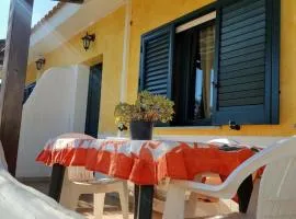 Appartement in Sant'anna Arresi mit Garten, Grill und Terrasse