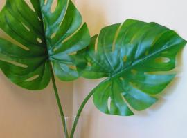 Fall Asleep hotel, hôtel à Nonthaburi