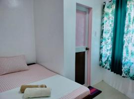 Glenmark's Homestay, hotel v destinaci Pagudpud
