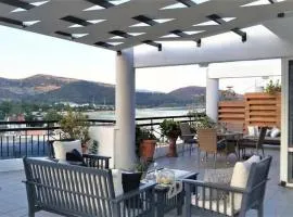 Port View Suite, Kavala