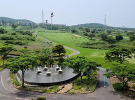 ArdenHill Resort & Golf, hotel cerca de Club de golf Castlex, Jeju
