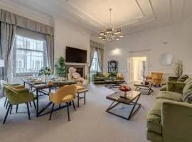Harley Street Spectacular Suites with High Ceilings, High Luxury