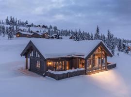 Hyttekos Lodge: luxury ski-in/ski-out chalet, hotel in Kvitfjell