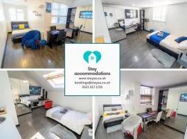 STAYSA Equipped studios near QE and UOB in GuestHouse close to the city!