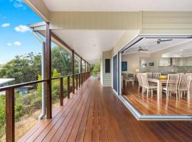 AVALON 5 STAR LUX 4 Bedroom home Kingfisher Bay Fraser Island 8 GUEST, cottage in Kingfisher Bay