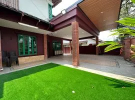 Spacious BBQ Gathering Masai Megaria