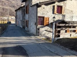 La casetta di campagna: Mazzo di Valtellina'da bir tatil evi