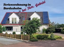 Ferienwohnung-Bordesholm / Inh. Fam. Gabriel，博德斯霍爾姆的有停車位的飯店