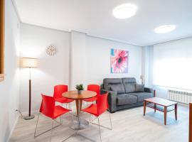 Apartamentos GO - Génova Parquesol - Parking Gratuito, hotel em Valladolid