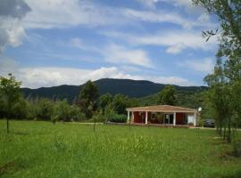 Modernes Ferien-Landhaus, hotel in Torpè