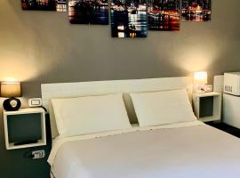 Magda House & Parking, hotel in Bari