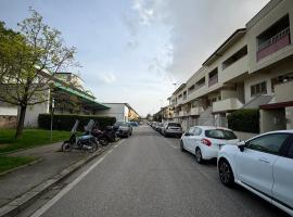 Vespucci Rooms & Apartament Eliana SELF CHECK-IN – obiekt B&B w mieście Sesto Fiorentino
