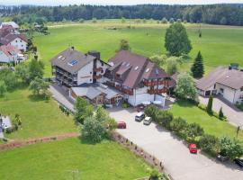Wellnesshotel Sonnenhof & Sonnhalde, hotel v destinaci Ühlingen-Birkendorf