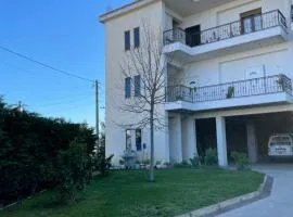 Villa VSV :Second Flat + Parking