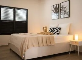 VILLA Arte - just minutes from Mambo & Pietermaai