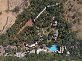 MANVĀR SHERGARH, THE DESERT RESORT, hotel em Shaitrāwa