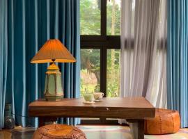 Zen Villa - Retreat Homestay: Bắc Ninh şehrinde bir otoparklı otel