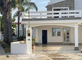 Casa del Mar Malin, pet-friendly hotel in Ballenita