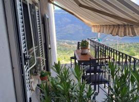 Location en Corse au pied du Monte Cintu, hotel v destinaci Lozzi