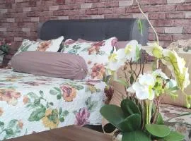 SofiaSuite16, Plaza Azalea, Shah Alam
