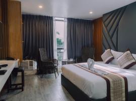 Shine Boutique Hotel โรงแรมในTagum