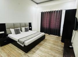 The God's Palace Resort, ξενοδοχείο που δέχεται κατοικίδια σε Meerut