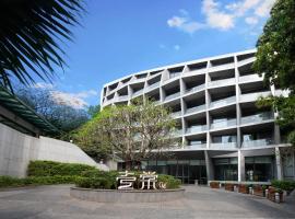 CM Serviced Apartment Shenzhen Hillside, hotell i Shenzhen
