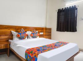 FabExpress Sai Executive, budget hotel sa Dehu