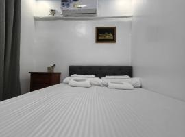 Homelux Transient House, parkimisega hotell Cauayan Citys