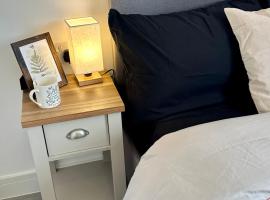 Wonderful Double Room In House, casa de hóspedes em Londres