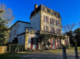 Domaine La Gazaille de Camille, hotel con estacionamiento en Le Temple-sur-Lot