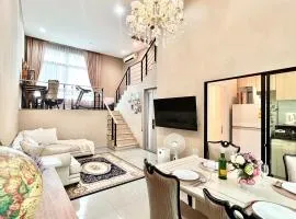 Free pick up / Stunning Luxury Family Home 3B3B