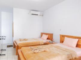 Coco Divers & Homestay Bunaken, hotel v destinaci Manado