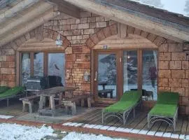 Casa Royal - Schönes Blockhaus mit Außensauna und beheizbarem Whirl-Pool